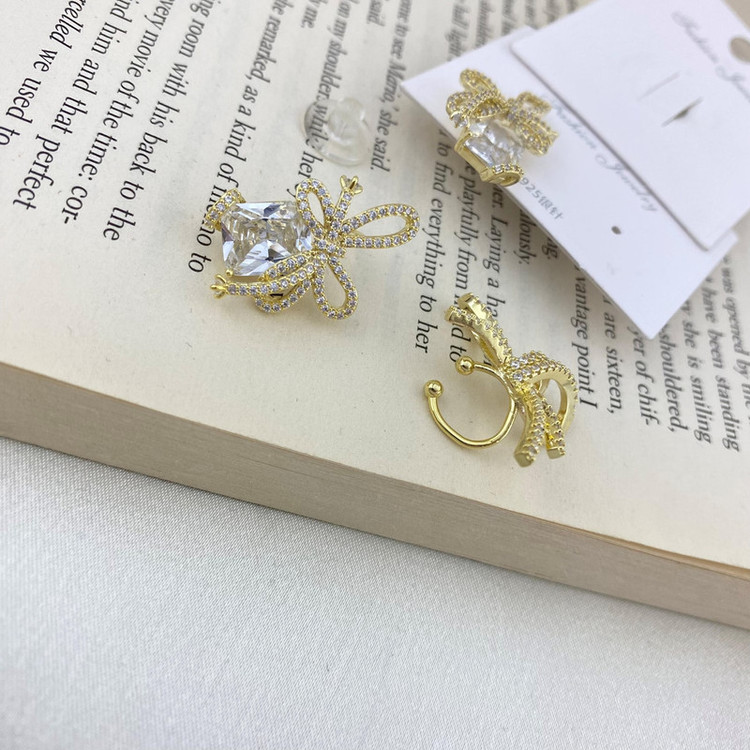 گوشواره زنانه مدل پاپیون کد E4716 مجموعه 2 عددی